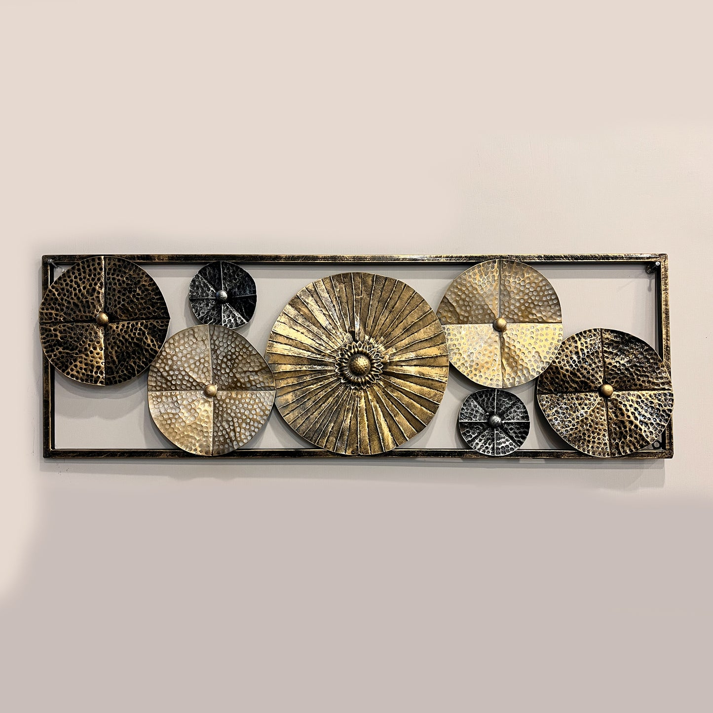 Metal Wall Art – Golden Abstract Circles